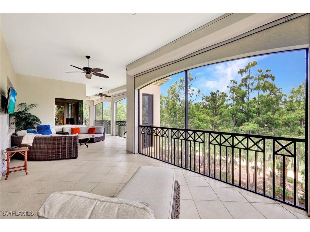 2830 Tiburon Boulevard E #103 Naples FL 34109 225057990 image1