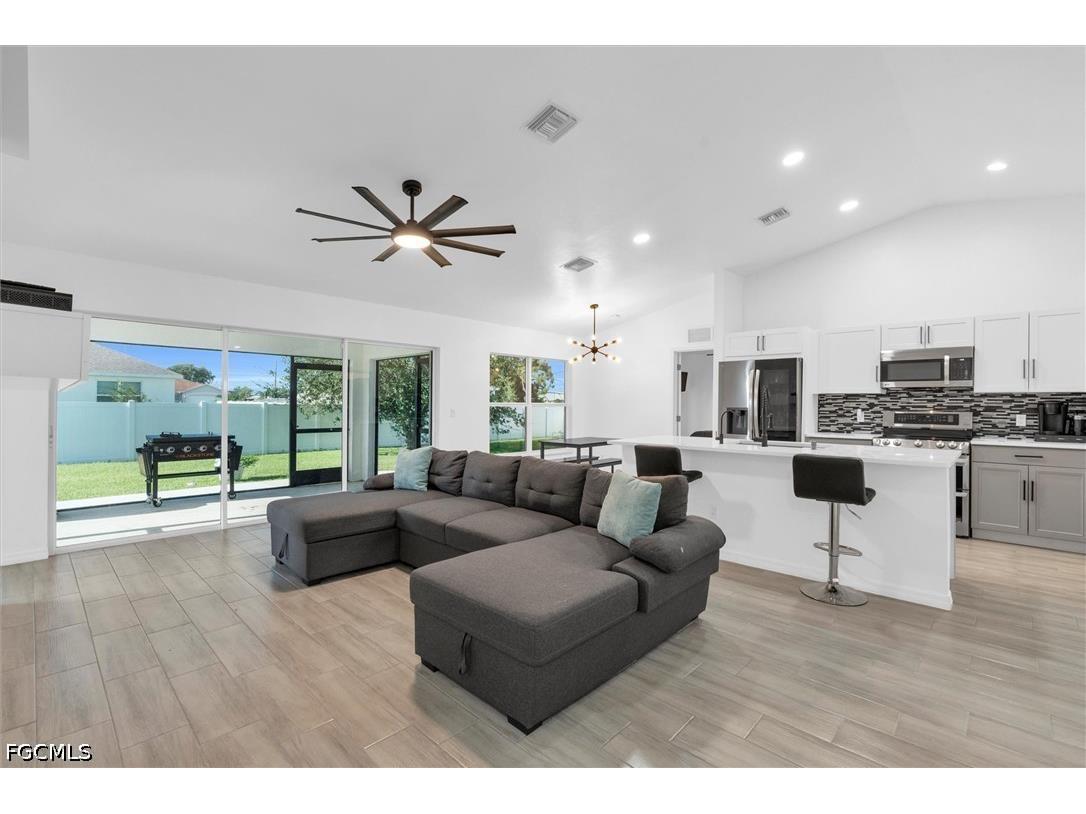 2830 Tropicana Parkway W Cape Coral FL 33993 2026019978 image3