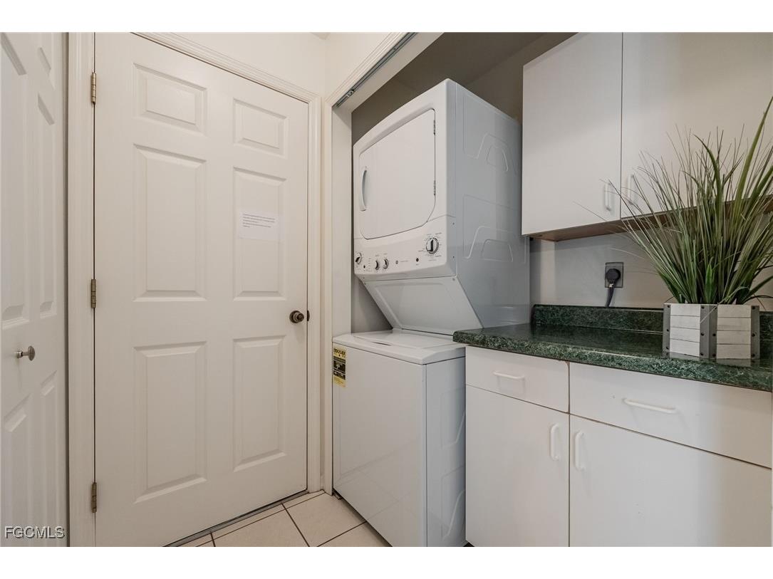 2831 Corinthia Circle North Fort Myers FL 33917 2025013687 image27