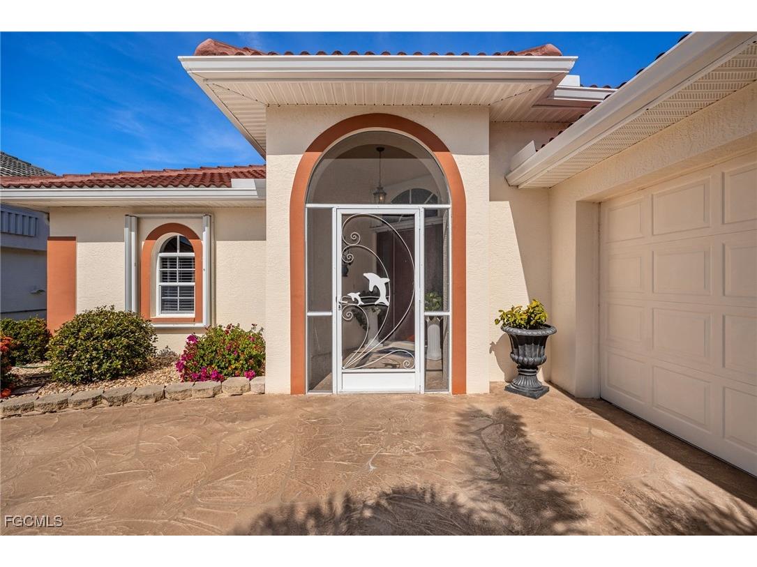 2831 Corinthia Circle North Fort Myers FL 33917 2025013687 image4