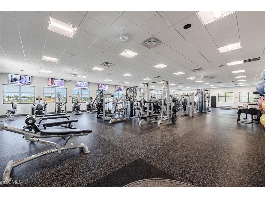 2831 Corinthia Circle North Fort Myers FL 33917 2025013687 image48