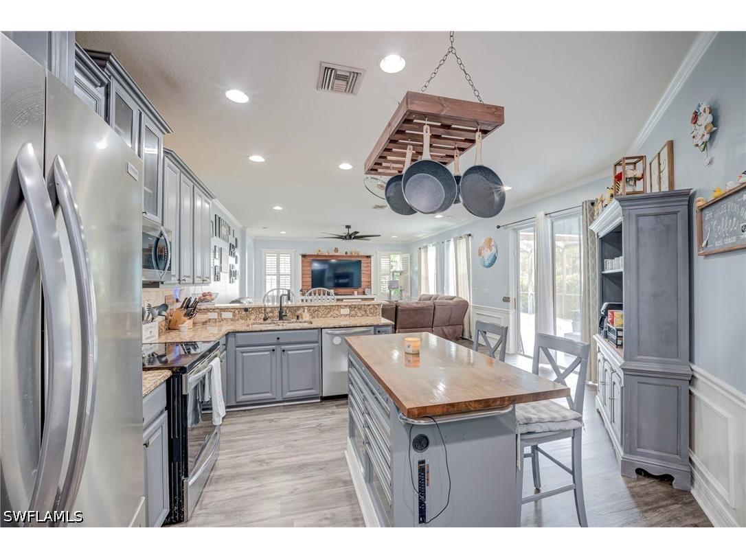 2831 Via Piazza Loop Fort Myers FL 33905 226022271 image10