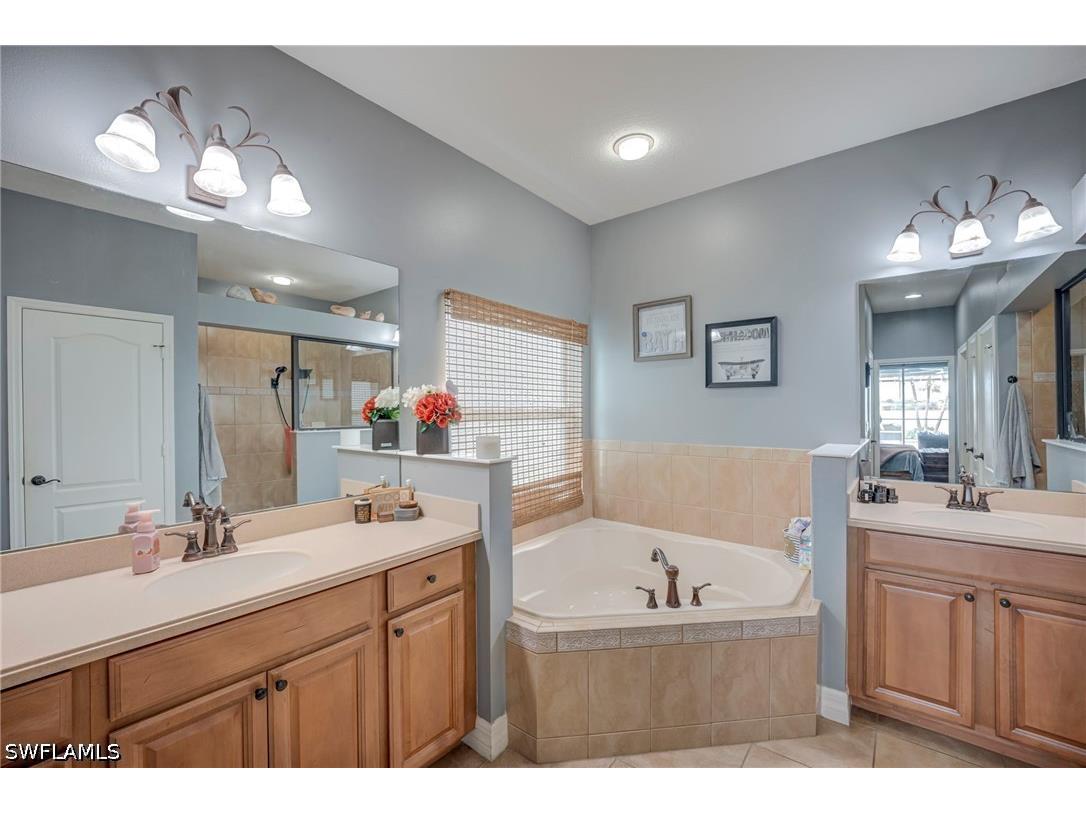2831 Via Piazza Loop Fort Myers FL 33905 226022271 image18