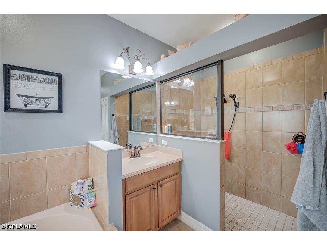 2831 Via Piazza Loop Fort Myers FL 33905 226022271 image19