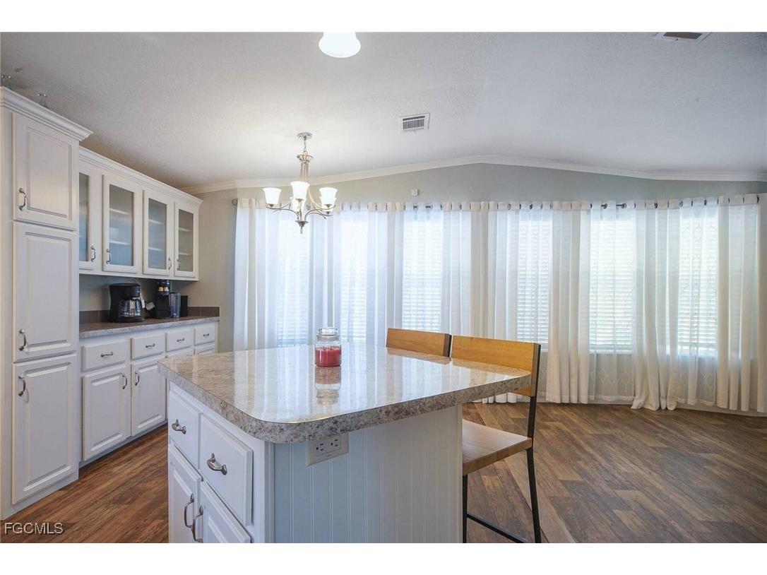 2831 York Road Saint James City FL 33956 2025020745 image18