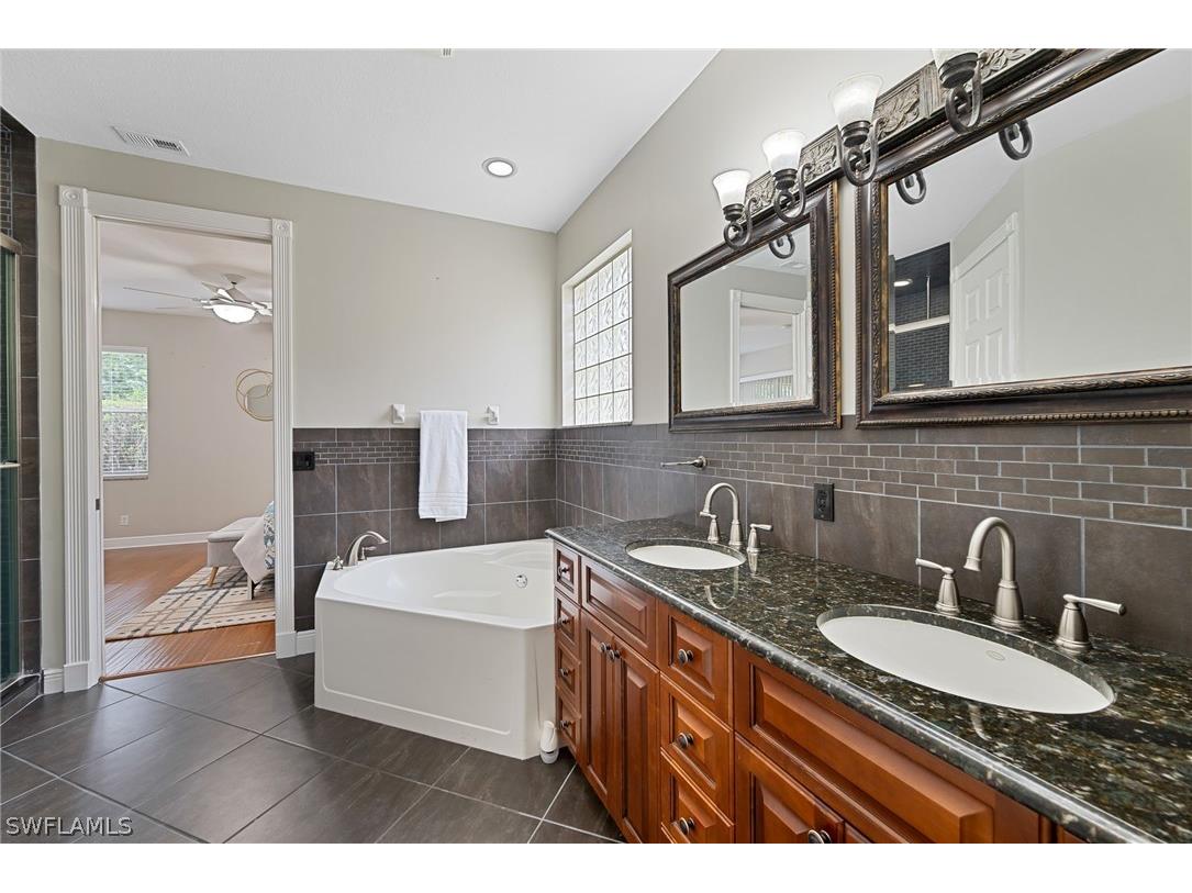 28315 Hidden Lake Drive Bonita Springs FL 34134 226005367 image11