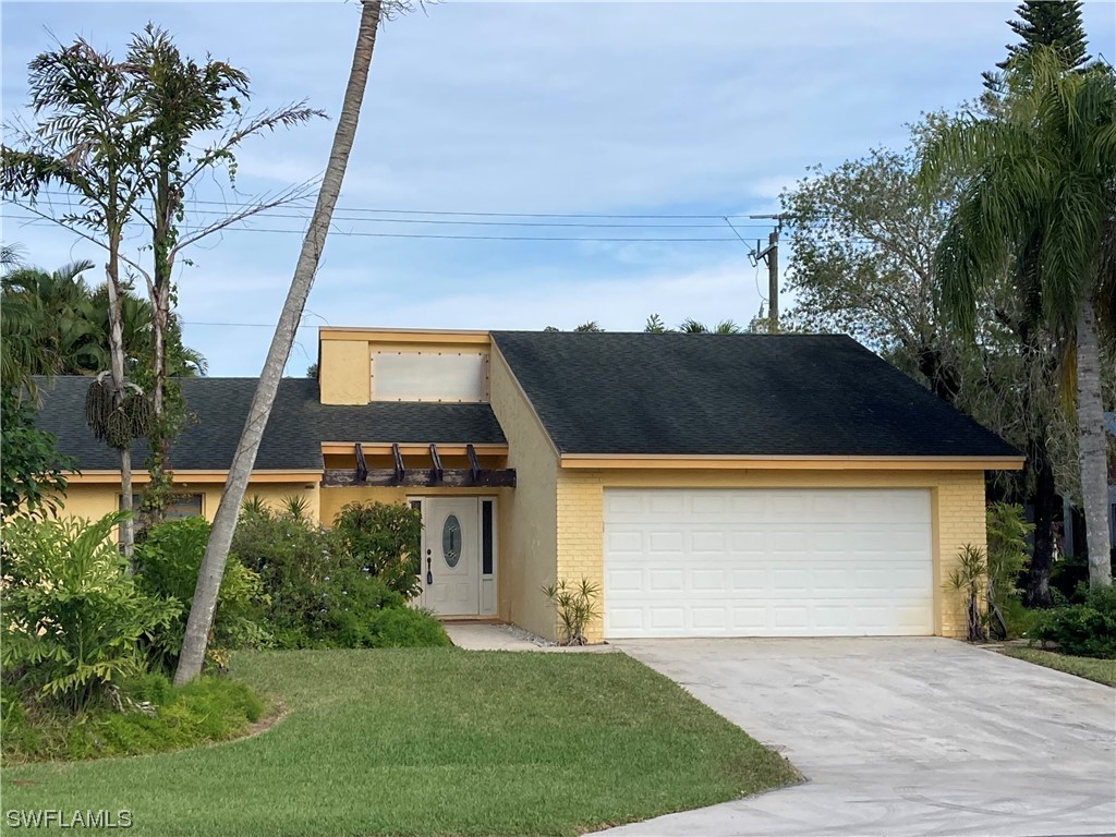 2832 44th Street SW Naples FL 34116 223087472 image1