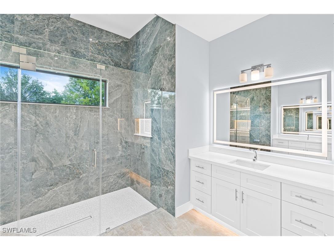 2832 6th Avenue NE Naples FL 34120 225067963 image21