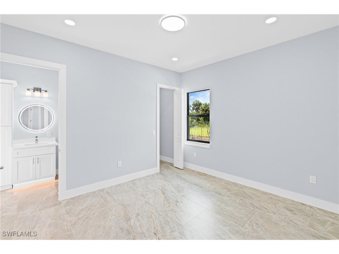 2832 6th Avenue NE Naples FL 34120 225067963 image23