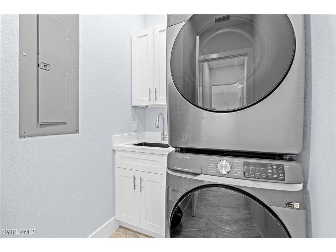 2832 6th Avenue NE Naples FL 34120 225067963 image27