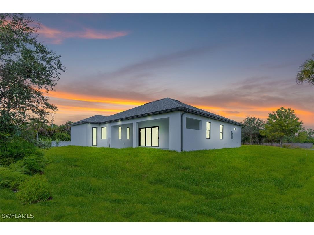 2832 6th Avenue NE Naples FL 34120 225067963 image33