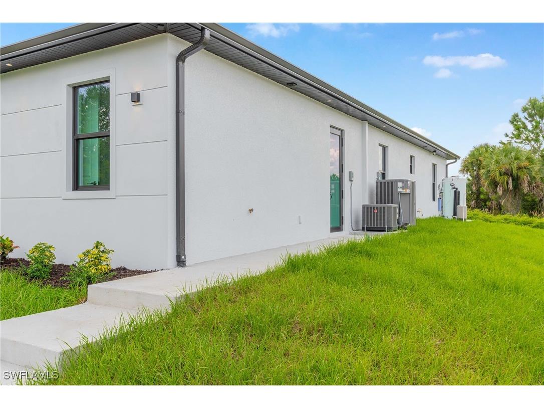 2832 6th Avenue NE Naples FL 34120 225067963 image34