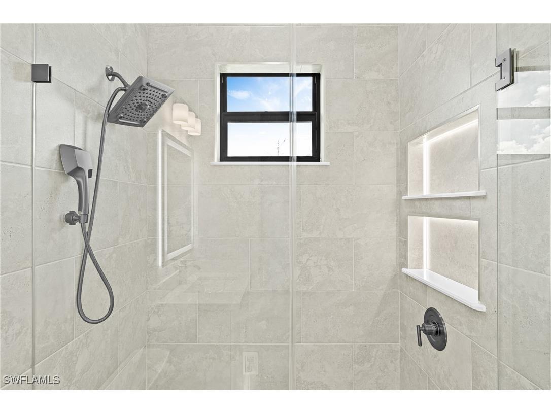 2832 6th Avenue NE Naples FL 34120 225067963 image38