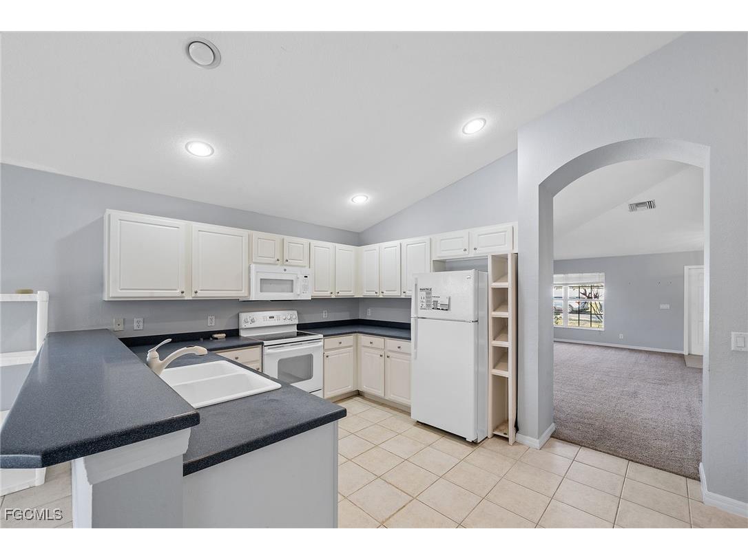 2832 Amberwood Lane Naples FL 34120 2025025907 image16