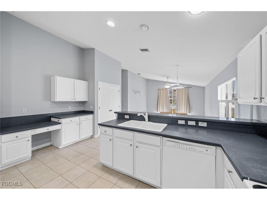 2832 Amberwood Lane Naples FL 34120 2025025907 image19