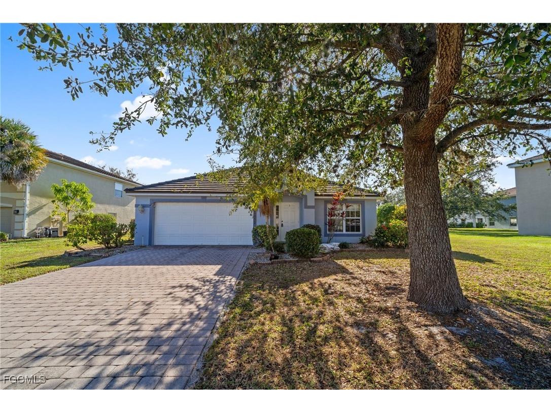 2832 Amberwood Lane Naples FL 34120 2025025907 image2