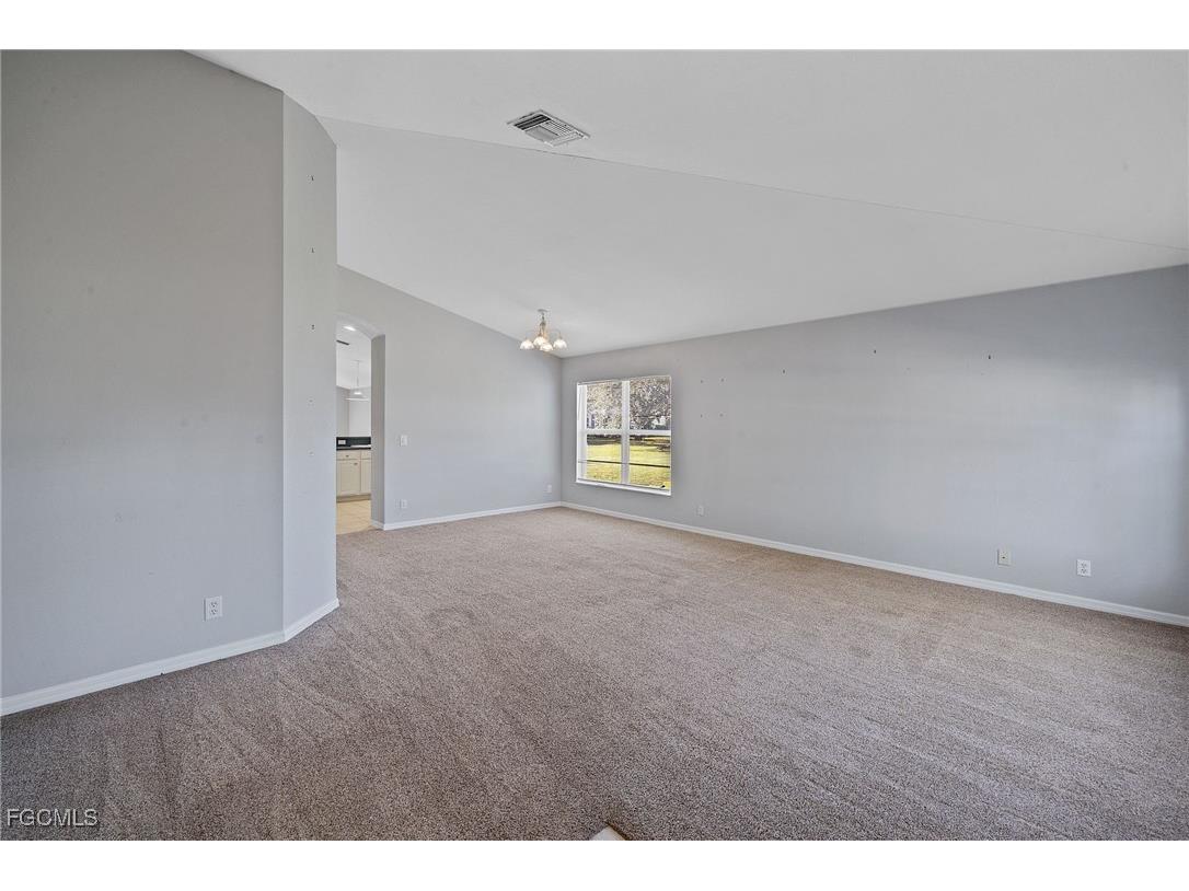 2832 Amberwood Lane Naples FL 34120 2025025907 image6