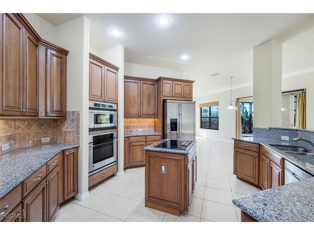 2832 SW 17th Avenue Cape Coral FL 33914 2025016590 image10