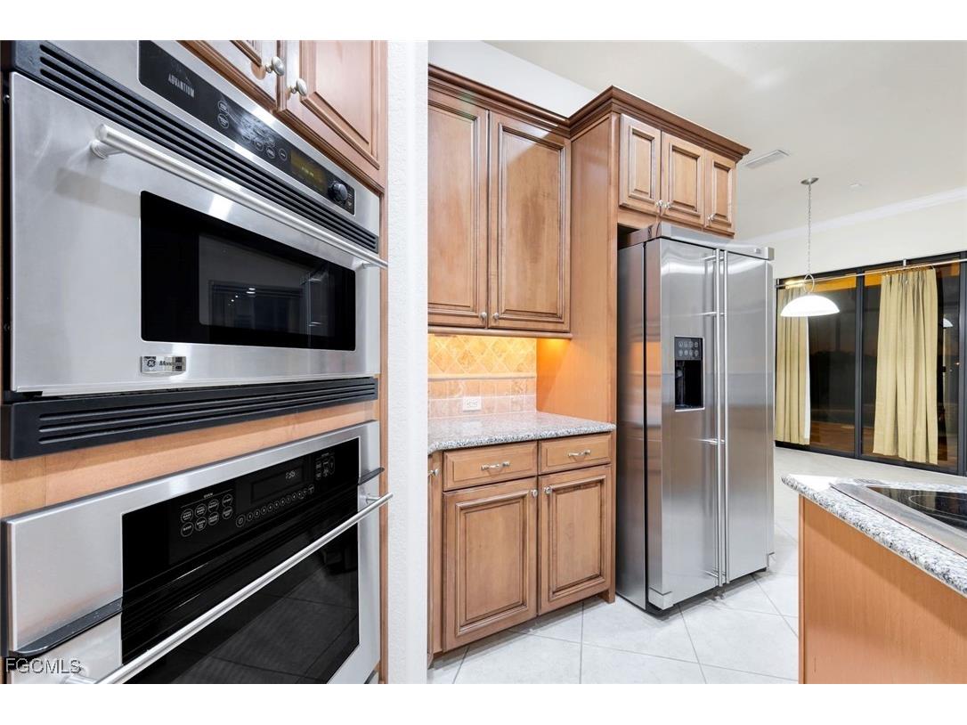 2832 SW 17th Avenue Cape Coral FL 33914 2025016590 image11