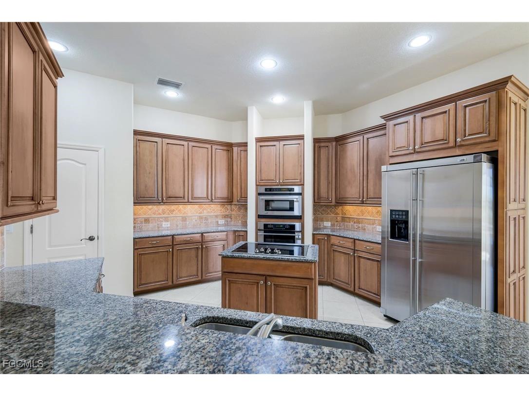 2832 SW 17th Avenue Cape Coral FL 33914 2025016590 image14