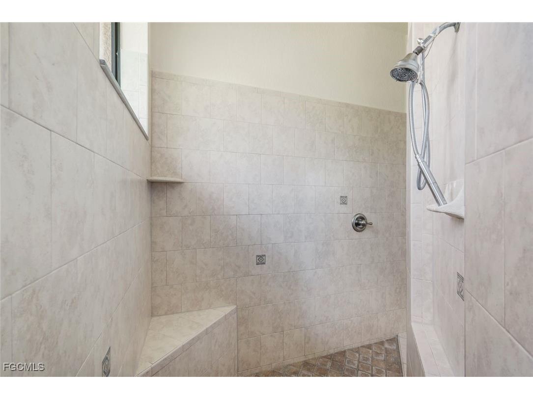 2832 SW 17th Avenue Cape Coral FL 33914 2025016590 image28