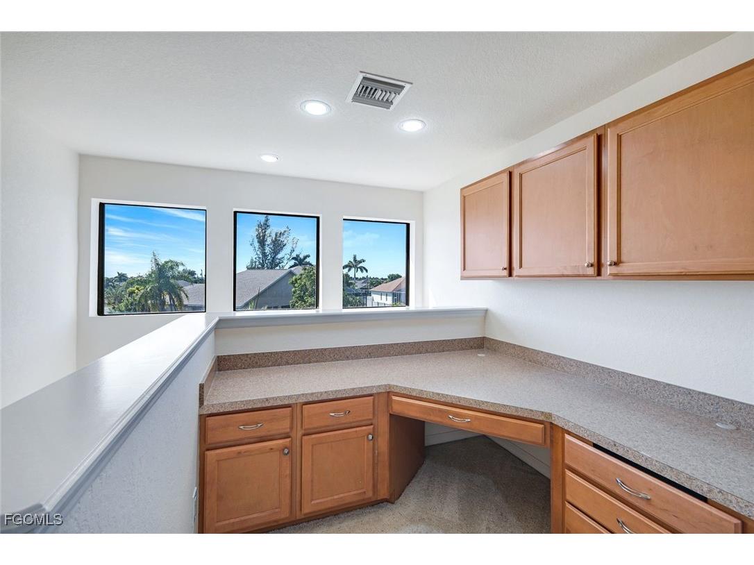 2832 SW 17th Avenue Cape Coral FL 33914 2025016590 image38