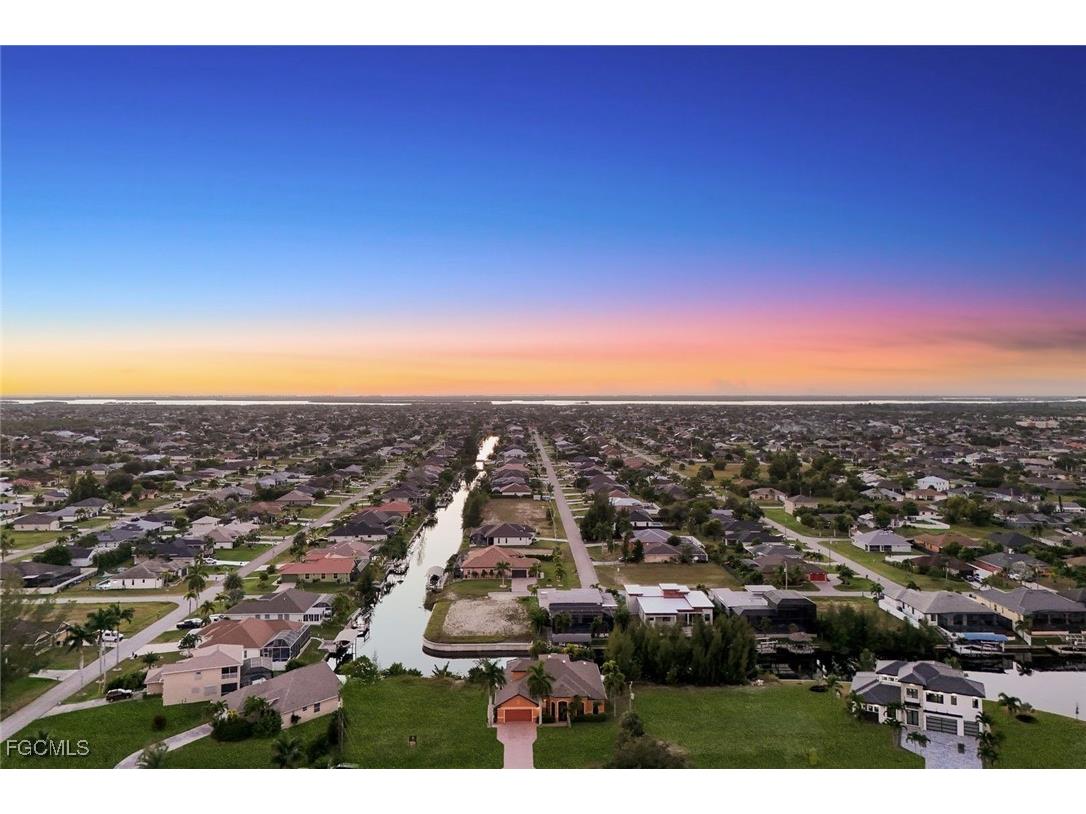 2832 SW 17th Avenue Cape Coral FL 33914 2025016590 image46