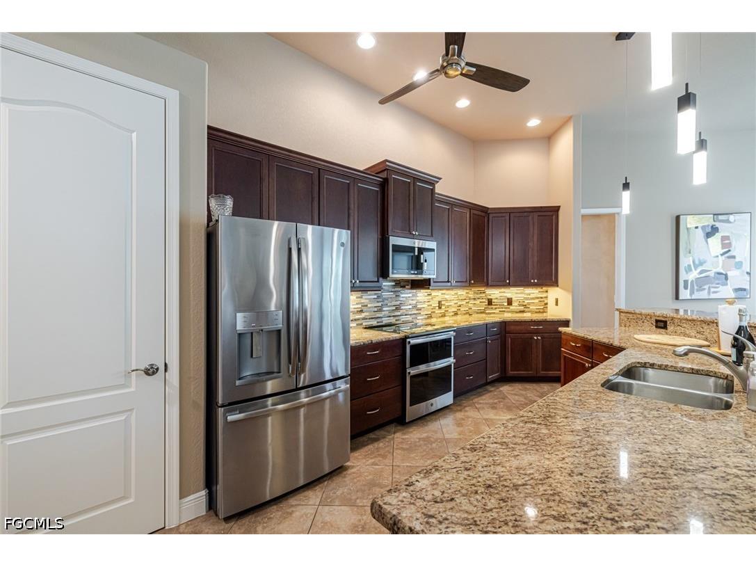 2832 SW 26th Avenue Cape Coral FL 33914 2026023356 image11