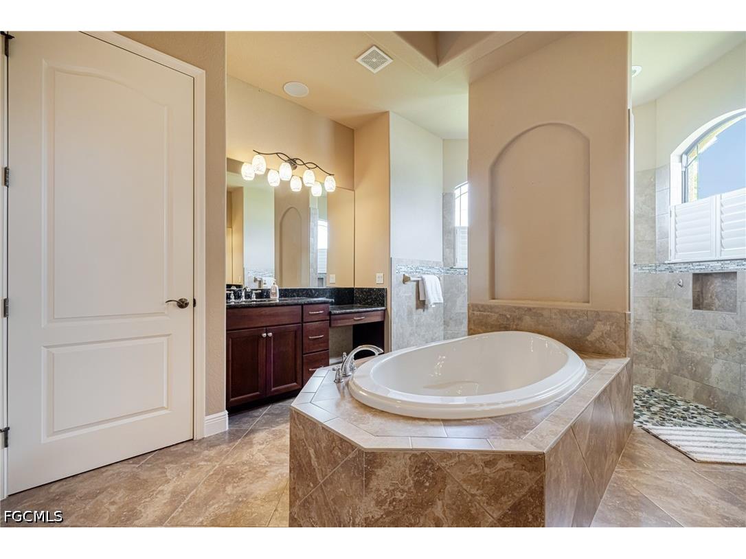 2832 SW 26th Avenue Cape Coral FL 33914 2026023356 image21