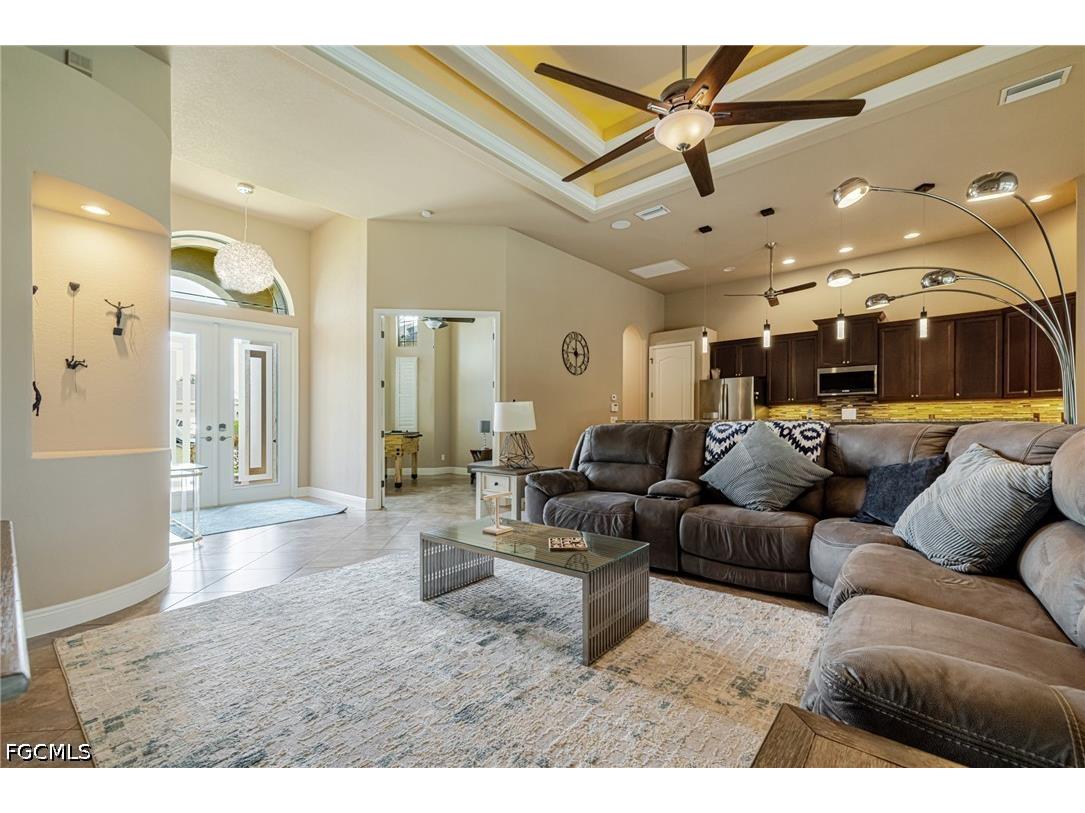 2832 SW 26th Avenue Cape Coral FL 33914 2026023356 image5
