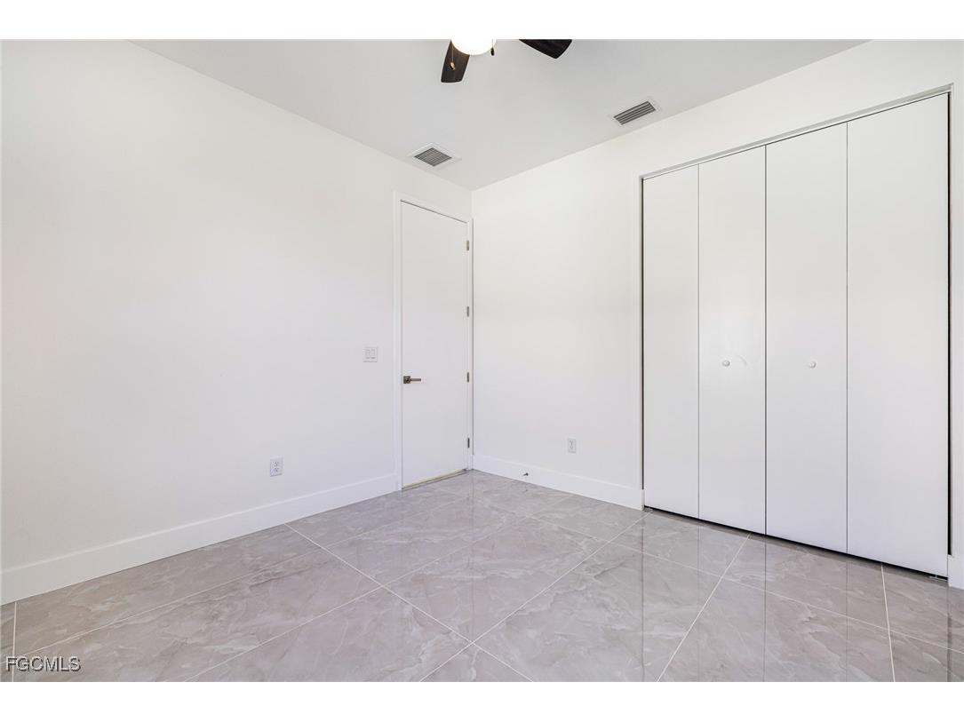 2833 NW 45th Place Cape Coral FL 33993 2025010271 image17