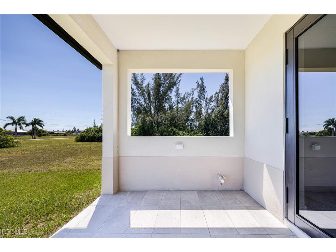 2833 NW 45th Place Cape Coral FL 33993 2025010271 image25