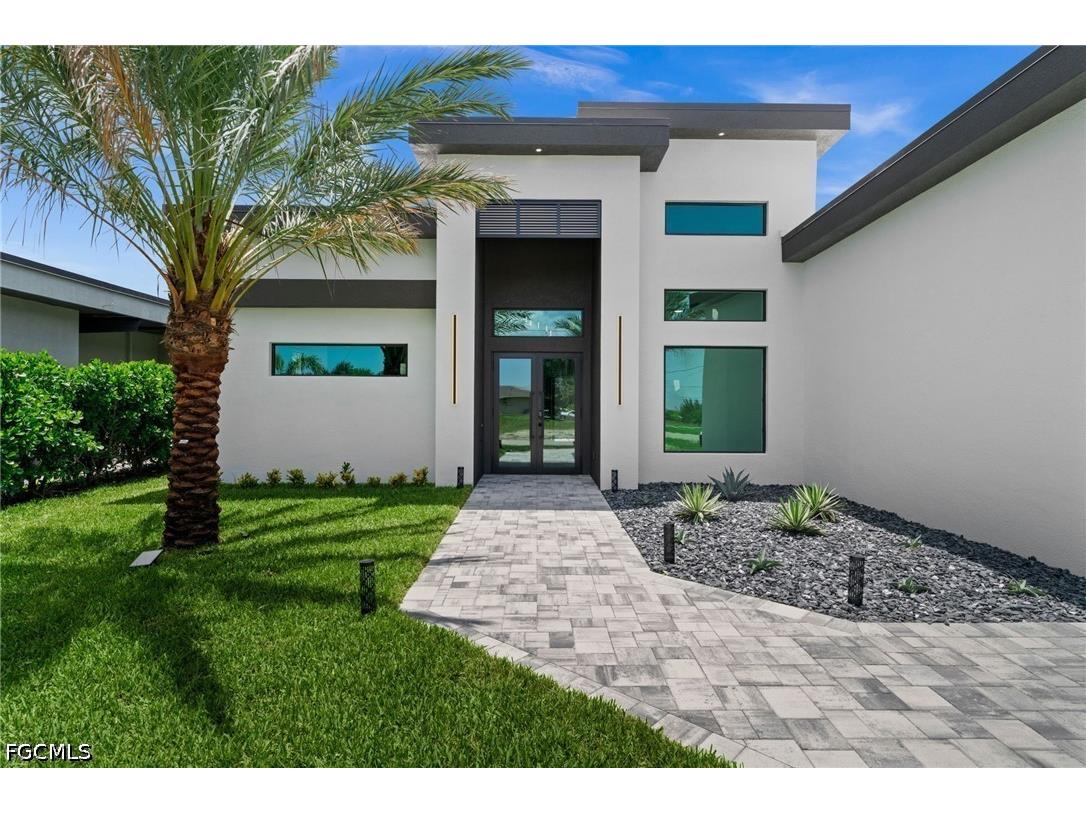 2833 SW 17th Place Cape Coral FL 33914 2026027741 image3