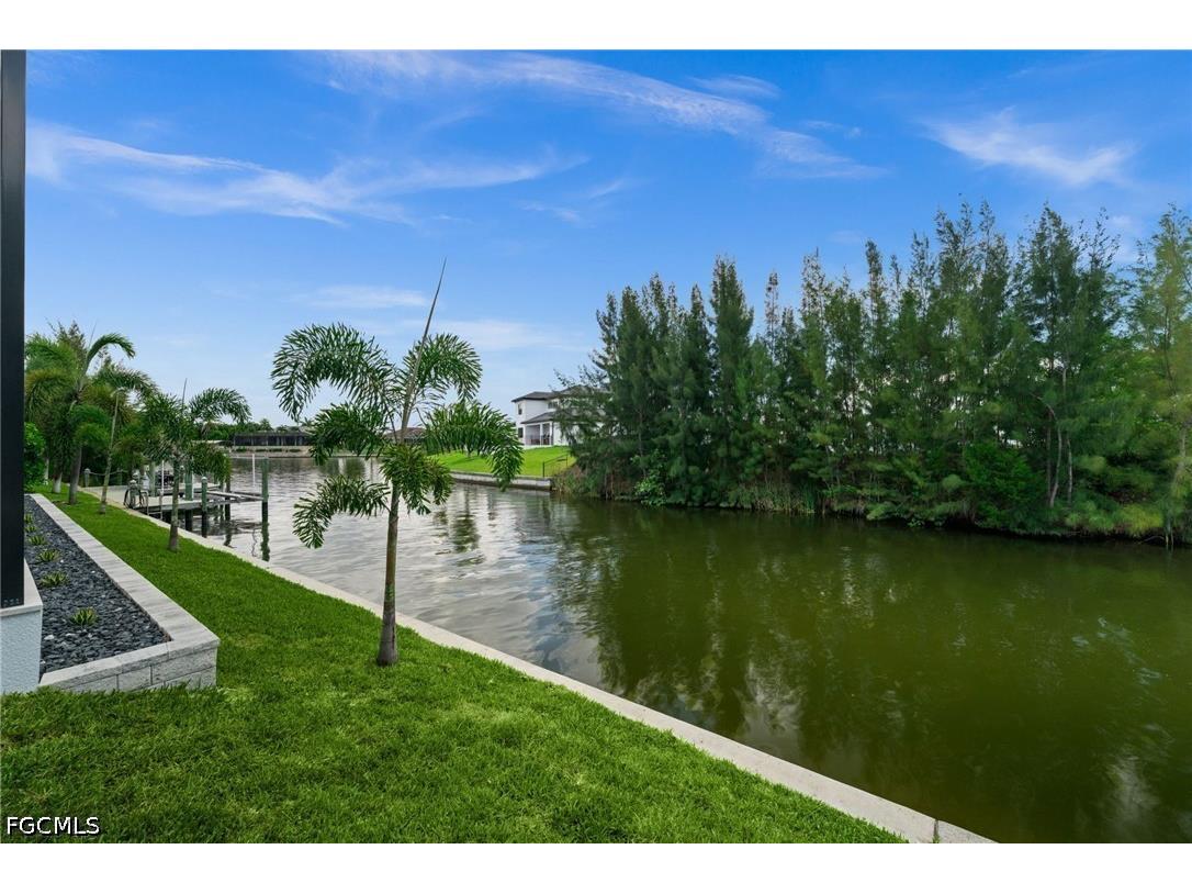 2833 SW 17th Place Cape Coral FL 33914 2026027741 image6