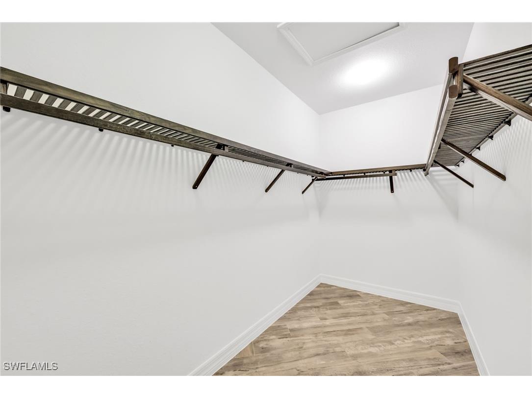 2834 Aviamar Circle Naples FL 34114 225077305 image22