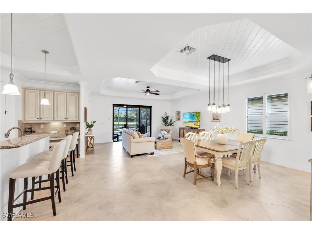 2834 Aviamar Circle Naples FL 34114 225077305 image4