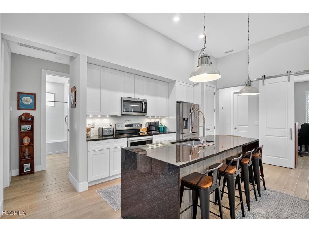 2834 SW 25th Place Cape Coral FL 33914 2025012222 image20