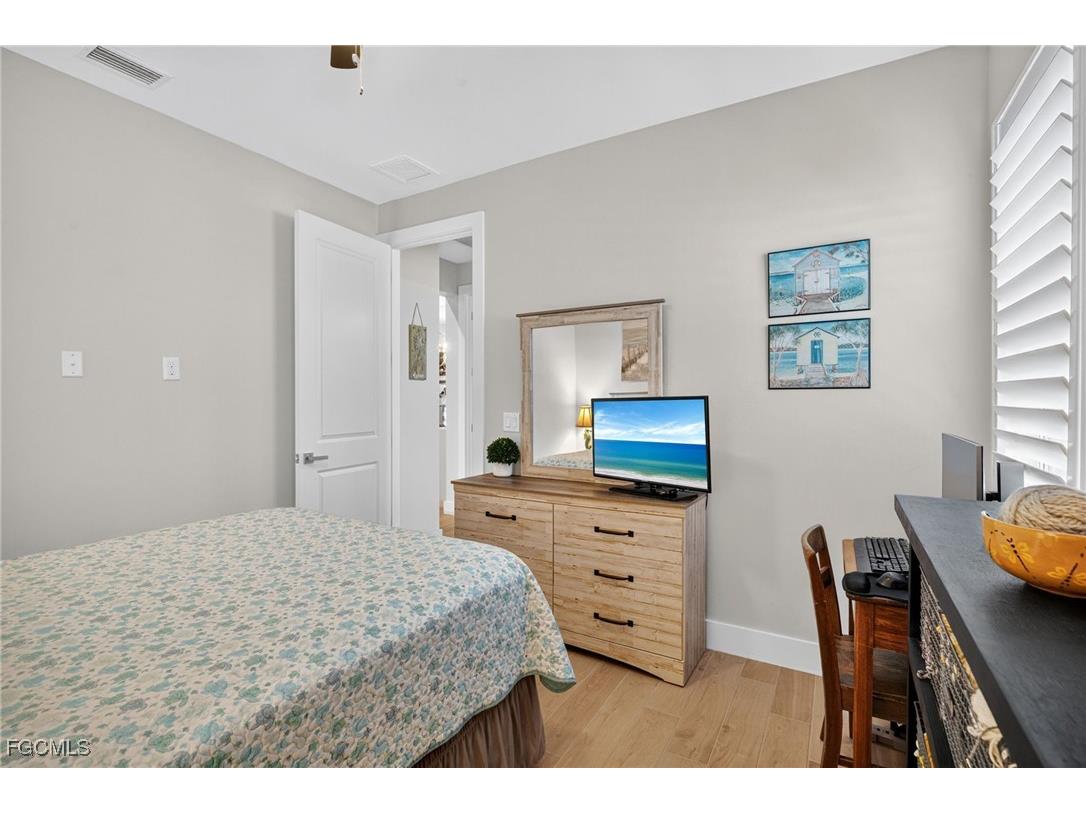 2834 SW 25th Place Cape Coral FL 33914 2025012222 image24