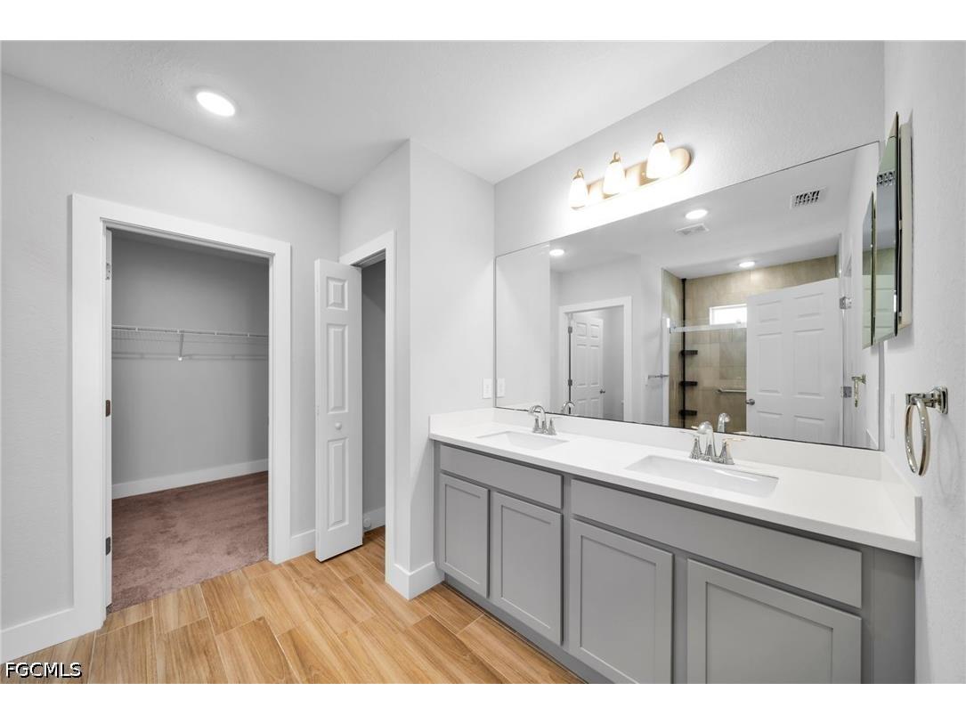 2835 NW Embers Terrace Cape Coral FL 33993 2026020014 image14