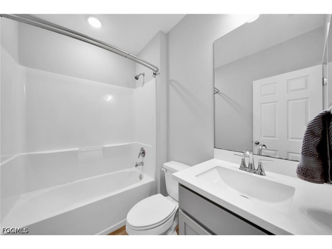 2835 NW Embers Terrace Cape Coral FL 33993 2026020014 image21