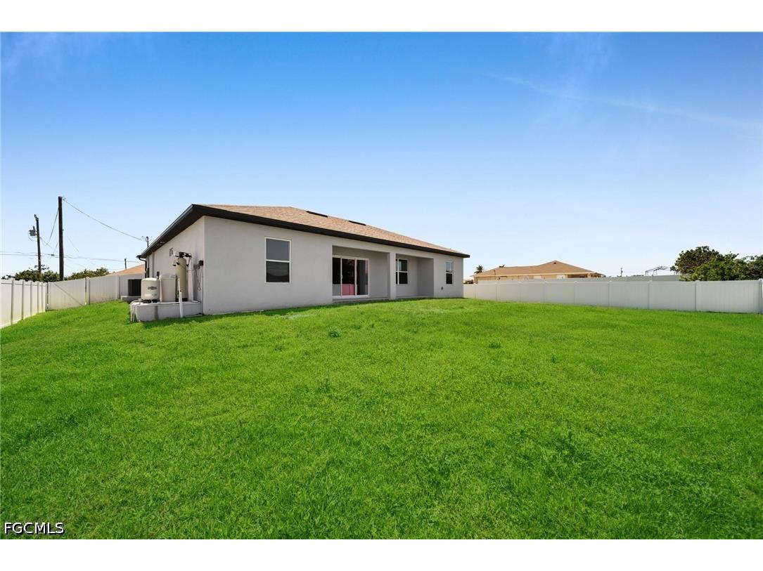 2835 NW Embers Terrace Cape Coral FL 33993 2026020014 image28
