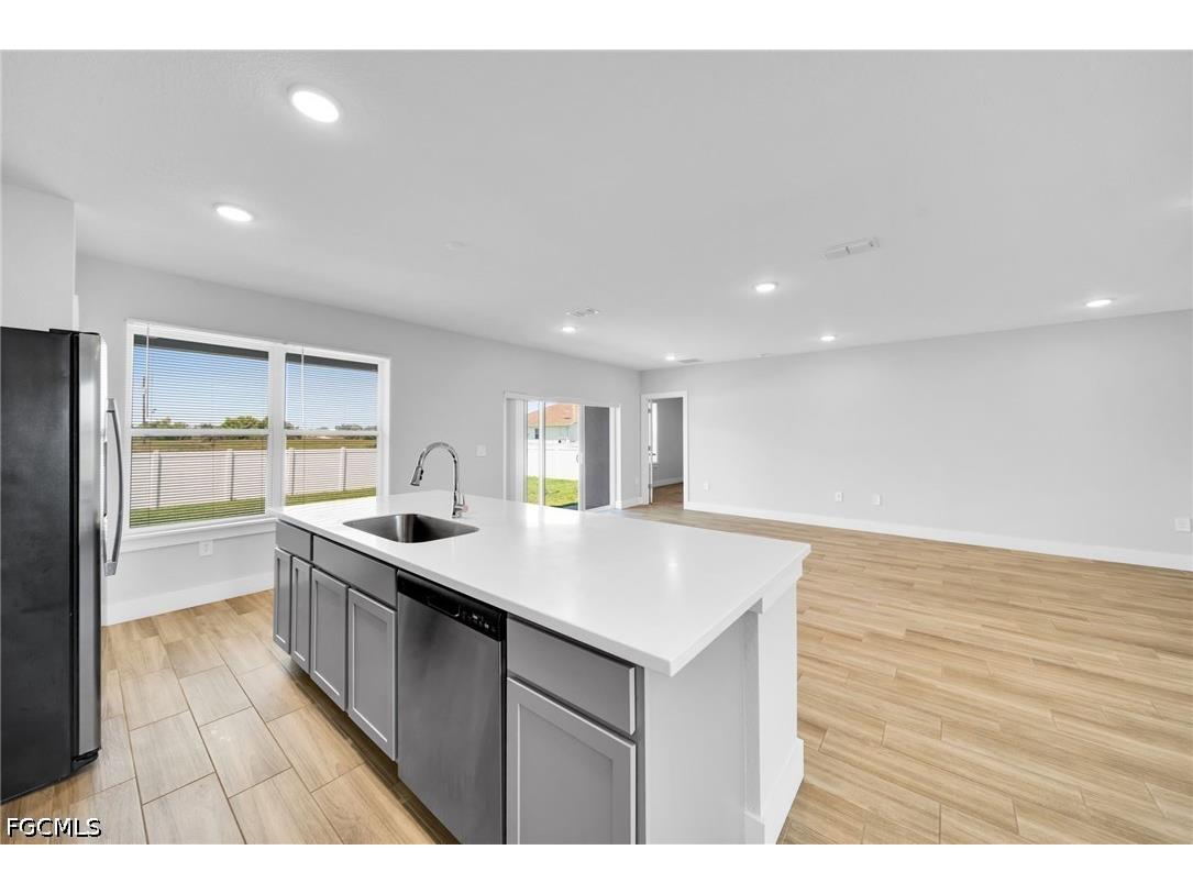 2835 NW Embers Terrace Cape Coral FL 33993 2026020014 image5