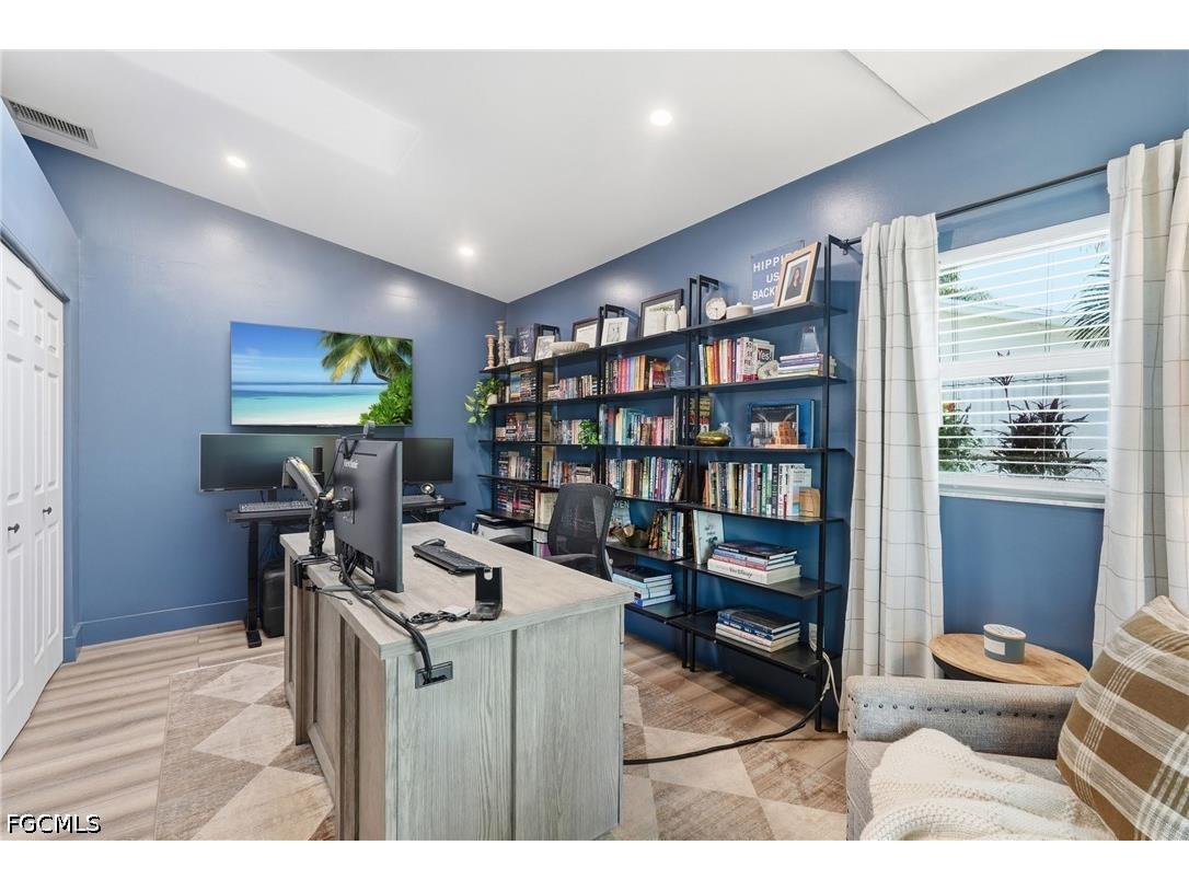 2835 SE 18th Avenue Cape Coral FL 33904 2026023943 image17