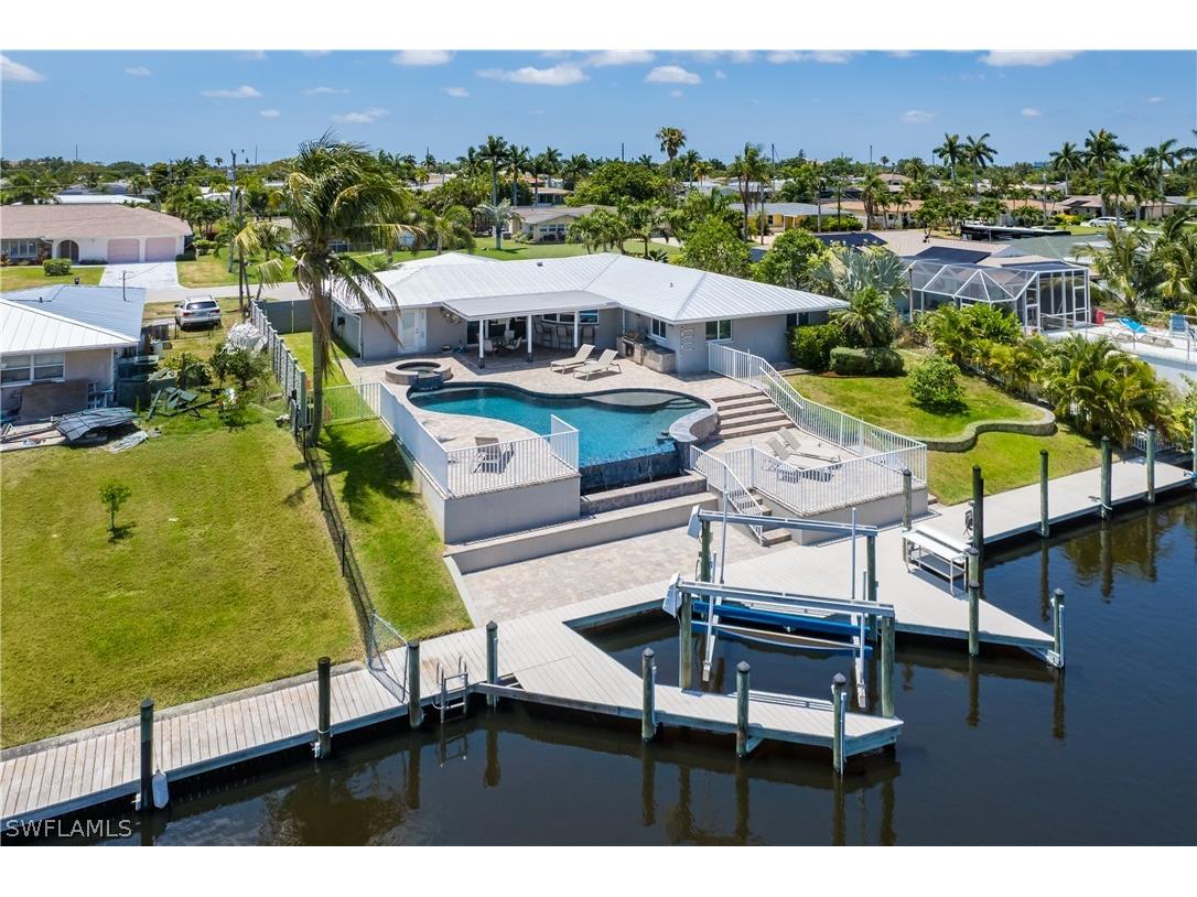 2835 SE 18th Court Cape Coral FL 33904 224034565 image1