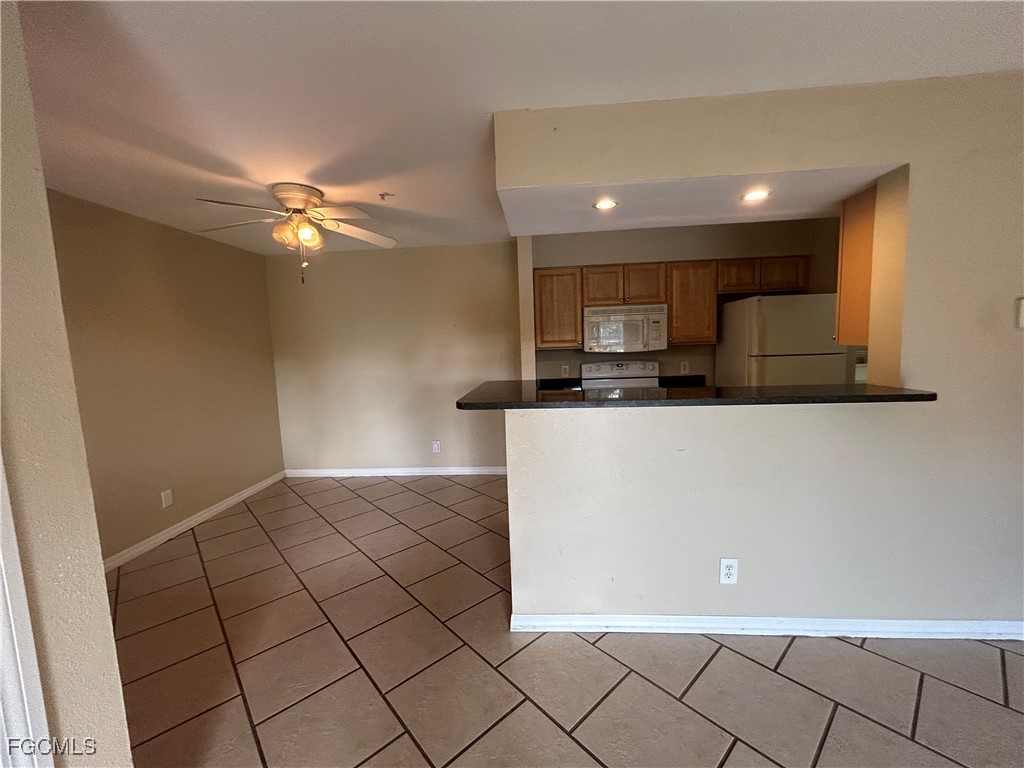 2835 Winkler Avenue #214 Fort Myers FL 33916 2025021697 image3