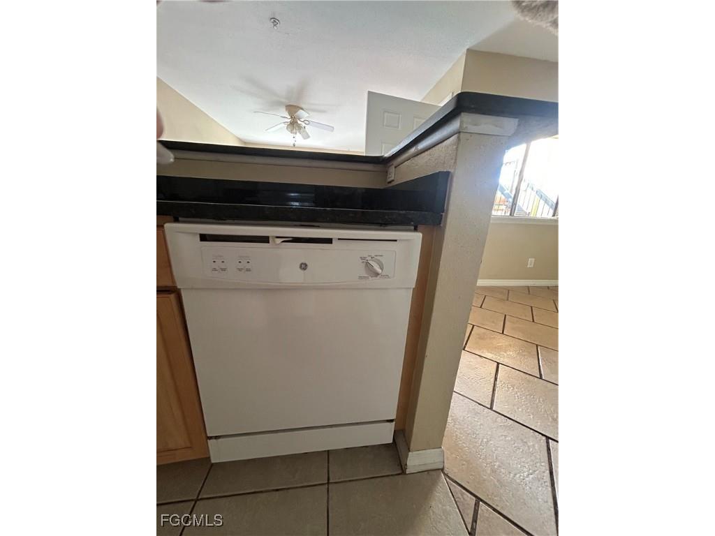 2835 Winkler Avenue #214 Fort Myers FL 33916 2025021697 image8