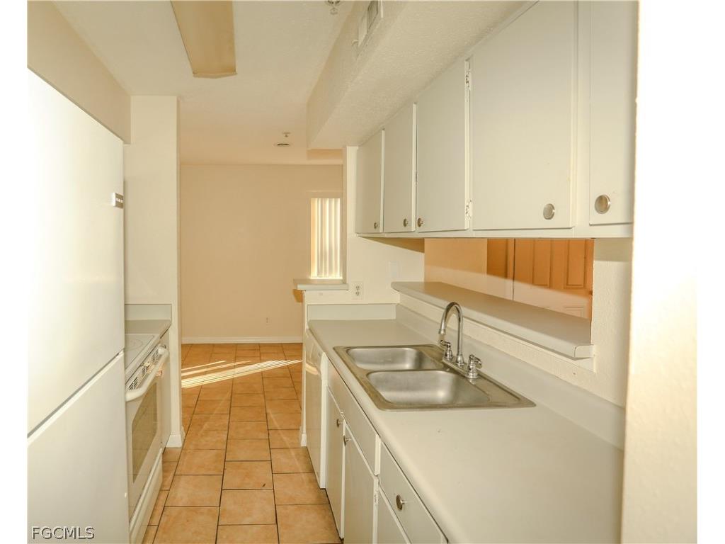 2835 Winkler Avenue #216 Fort Myers FL 33916 2026008861 image7