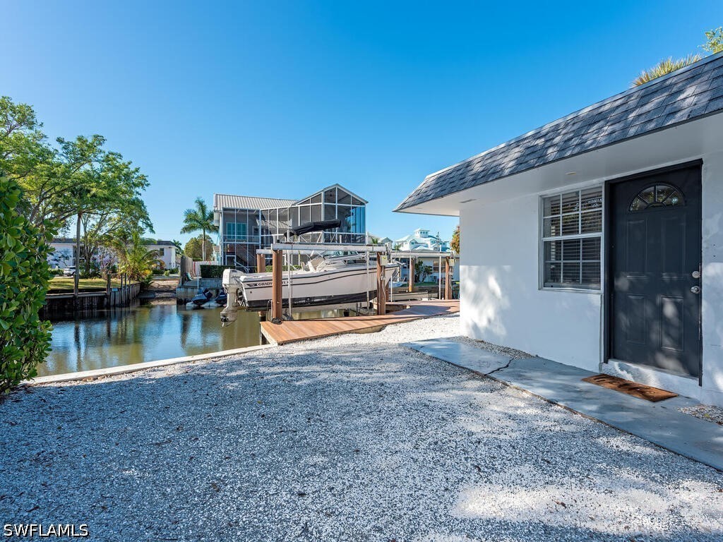 2836 Bayview Drive Naples FL 34112 226012891 image1