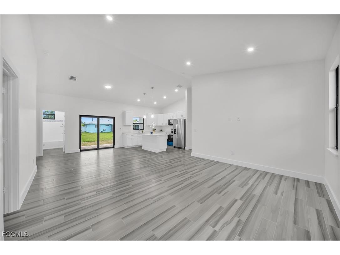 2836 NW 5th Terrace Cape Coral FL 33993 2025024139 image13