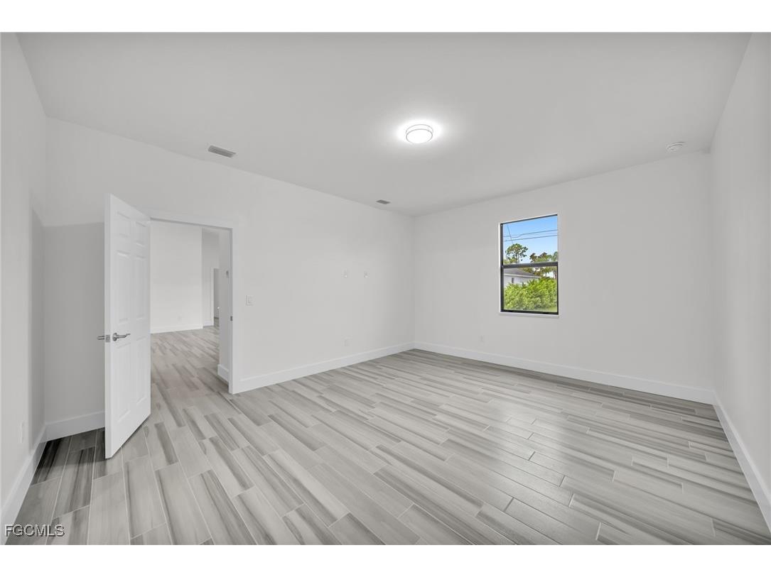 2836 NW 5th Terrace Cape Coral FL 33993 2025024139 image23